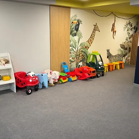 דירה Scandi, Basen &