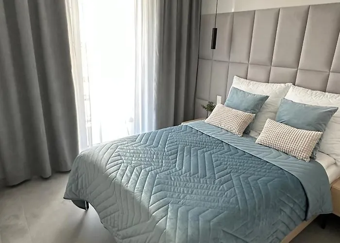 דירה Scandi, Basen & רבאל