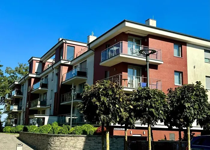 Scandi, Basen & רבאל