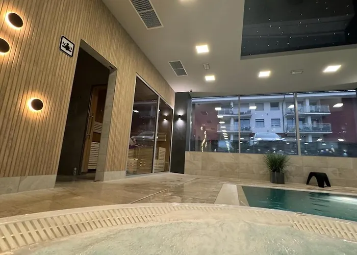 아파트 Scandi, Basen &